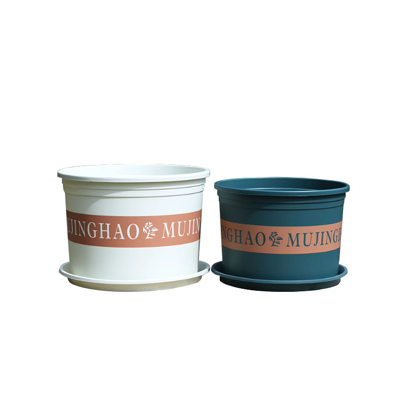 Oversized, short and chubby gallon basin